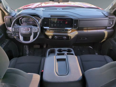 Used 2024 GMC Sierra 1500 SLE image 10