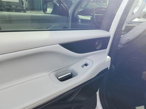 New 2026 Lincoln Navigator L Black Label image 17