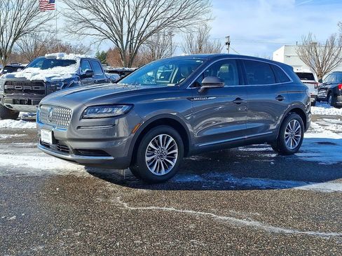 Used 2022 Lincoln Nautilus Reserve image 6