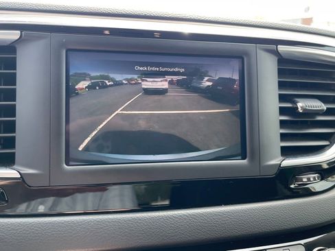 Used 2023 Chrysler Voyager LX FWD image 23