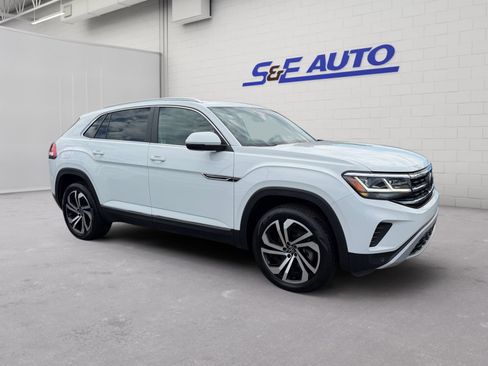 Used 2023 Volkswagen Atlas Cross Sport SEL AWD/4WD image 6
