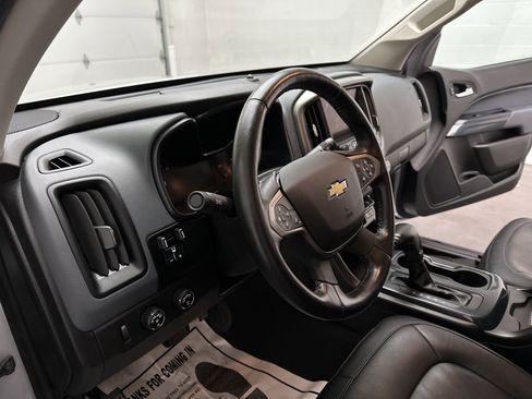 Used 2019 Chevrolet Colorado Z71 image 17