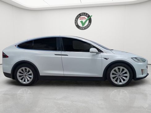 Used 2018 Tesla Model X 100D AWD/4WD image 6