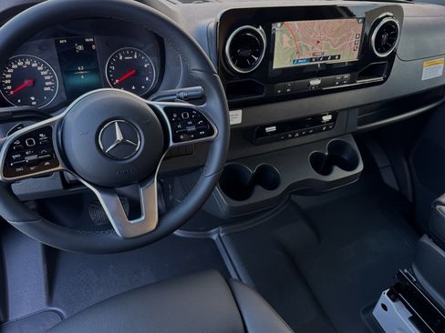 New 2024 Mercedes-Benz Sprinter 4500 image 12