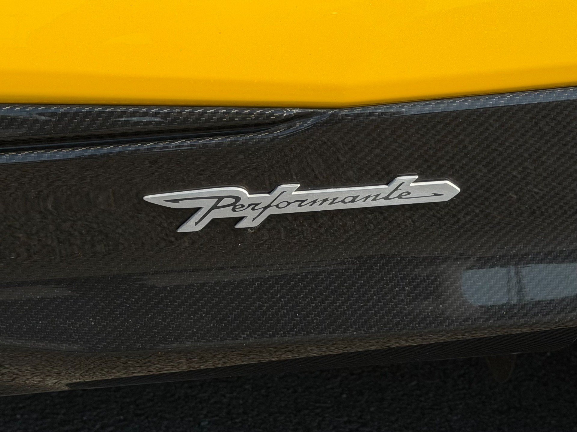Used 2023 Lamborghini Urus Performante AWD/4WD image 94