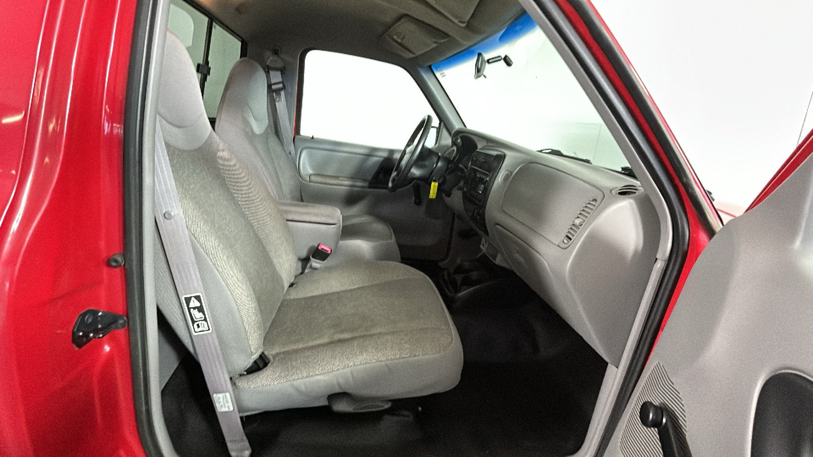Used 2000 Ford Ranger XL RWD image 27
