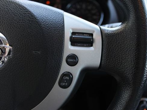 Used 2011 Nissan Rogue SV w/ Premium Pkg image 8