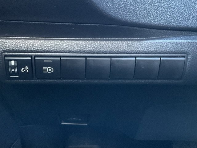 Used 2026 Toyota Corolla LE FWD image 30