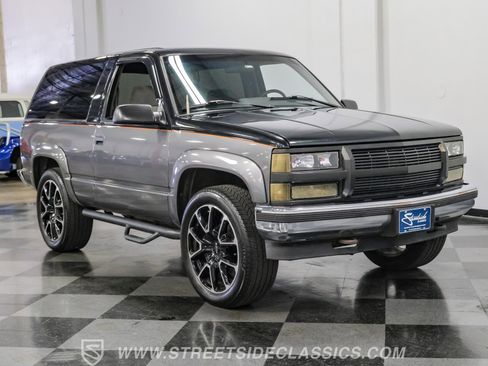 Used 1995 Chevrolet Tahoe 4WD 2-Door image 14