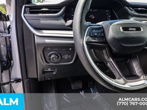 Used 2024 Jeep Grand Cherokee Limited 4xe AWD/4WD image 27