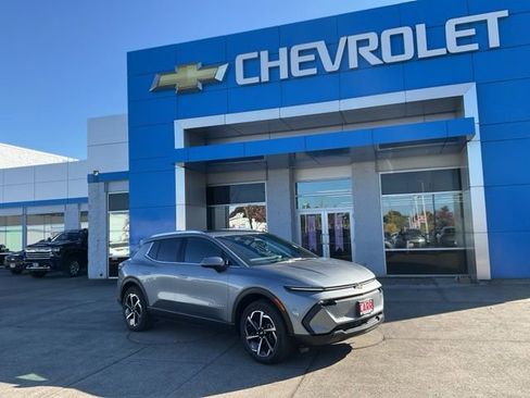 New 2026 Chevrolet Equinox EV LT image 1