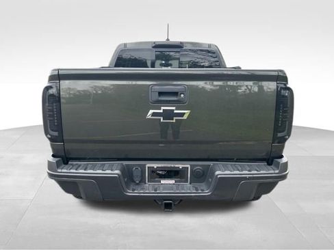 Used 2017 Chevrolet Colorado ZR2 w/ LPO, Premium Interior Package AWD/4WD image 4