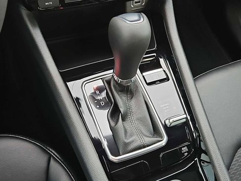 New 2026 Jeep Compass Latitude image 30