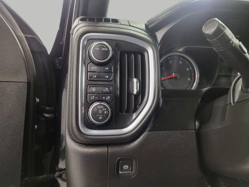 Used 2021 Chevrolet Silverado 2500 High Country w/ Z71 Off-Road Package image 11