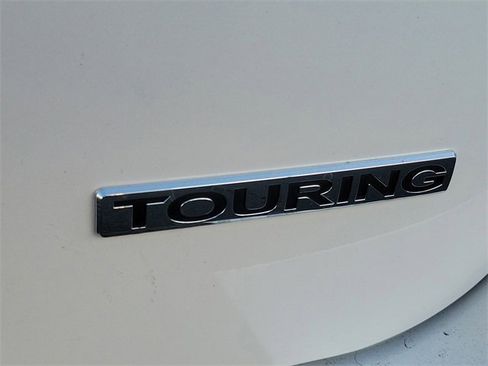 New 2026 Honda Odyssey Touring image 7