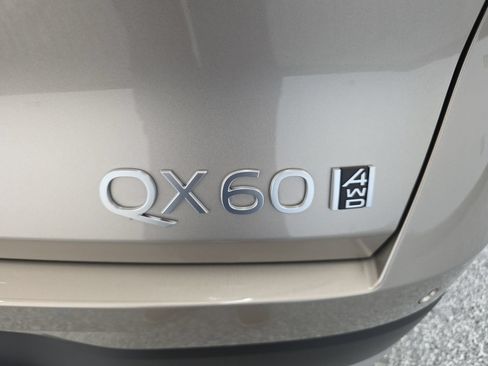 Certified 2026 INFINITI QX60 Luxe w/ Cargo Package AWD/4WD image 14