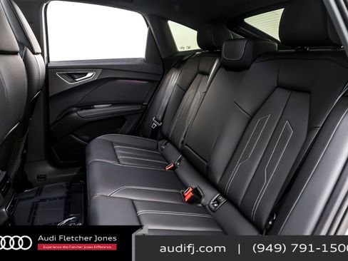 Used 2024 Audi Q4 e-tron Premium Plus image 9