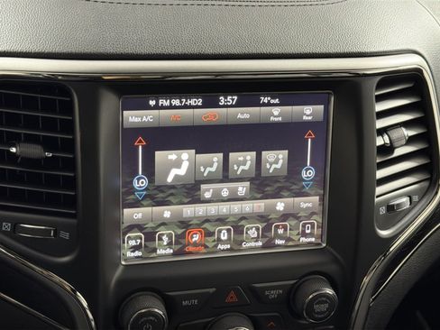 Used 2018 Jeep Grand Cherokee High Altitude AWD/4WD image 21