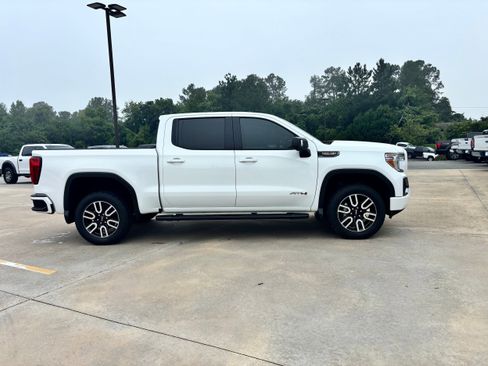 Used 2019 GMC Sierra 1500 AT4 w/ AT4 Premium Package image 4