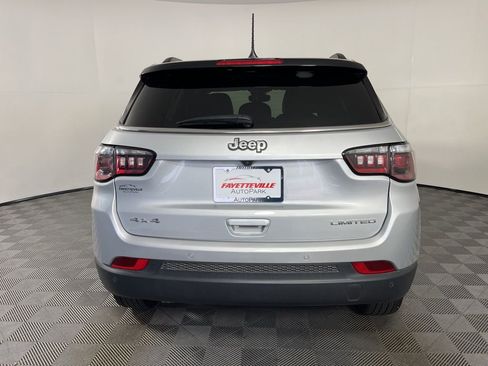 Used 2025 Jeep Compass Limited AWD/4WD image 10