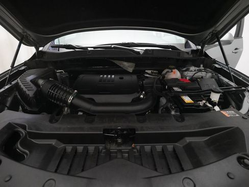 Certified 2025 Chevrolet Blazer LT AWD/4WD image 3