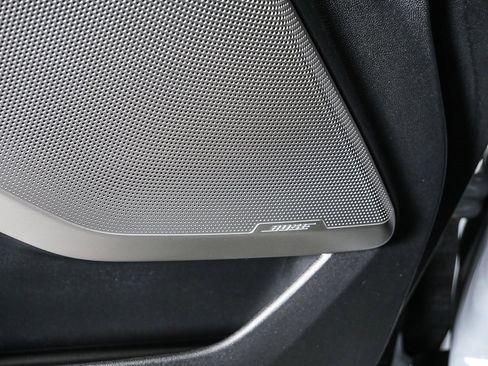 Used 2024 GMC Sierra EV Denali image 7