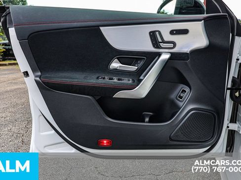 Used 2025 Mercedes-Benz CLA 250 w/ AMG Night Package image 40