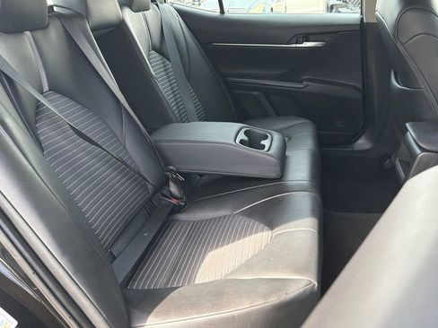 Used 2024 Toyota Camry SE w/ Convenience Package FWD image 11
