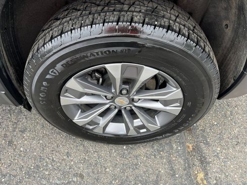 Used 2025 Chevrolet Equinox LT FWD image 30
