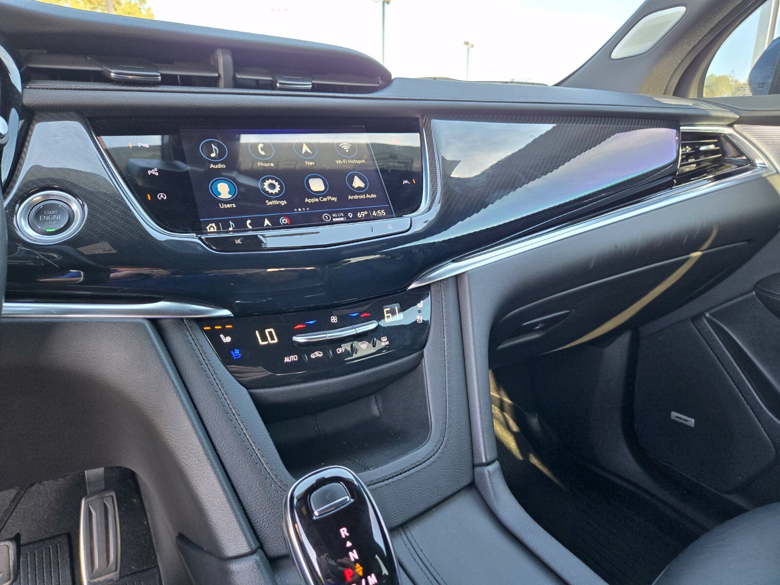 Used 2024 Cadillac XT6 Sport w/ Technology Package AWD/4WD image 23