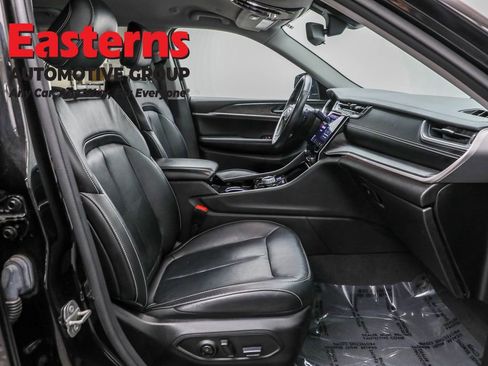 Used 2021 Jeep Grand Cherokee L Limited w/ MOPAR Finishing Package image 27