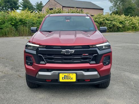 Used 2023 Chevrolet Colorado Z71 w/ Z71 Convenience Package 2 AWD/4WD image 2