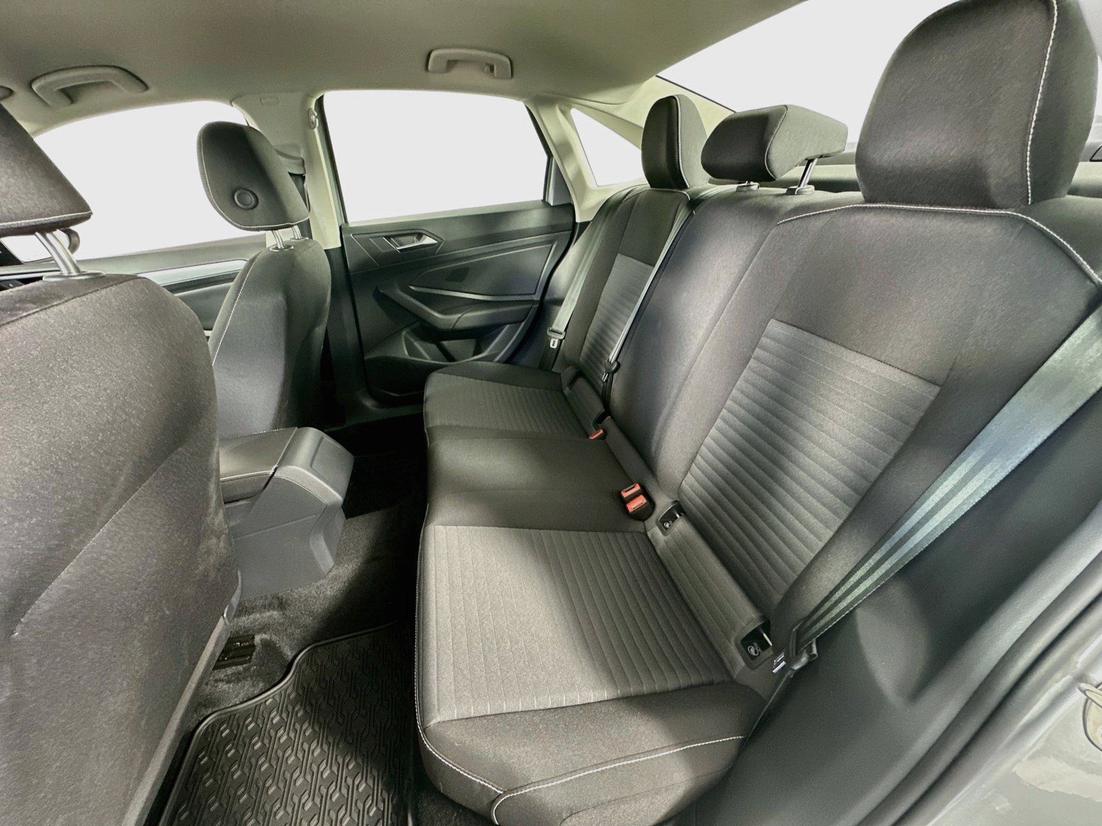 Used 2025 Volkswagen Jetta S FWD image 22