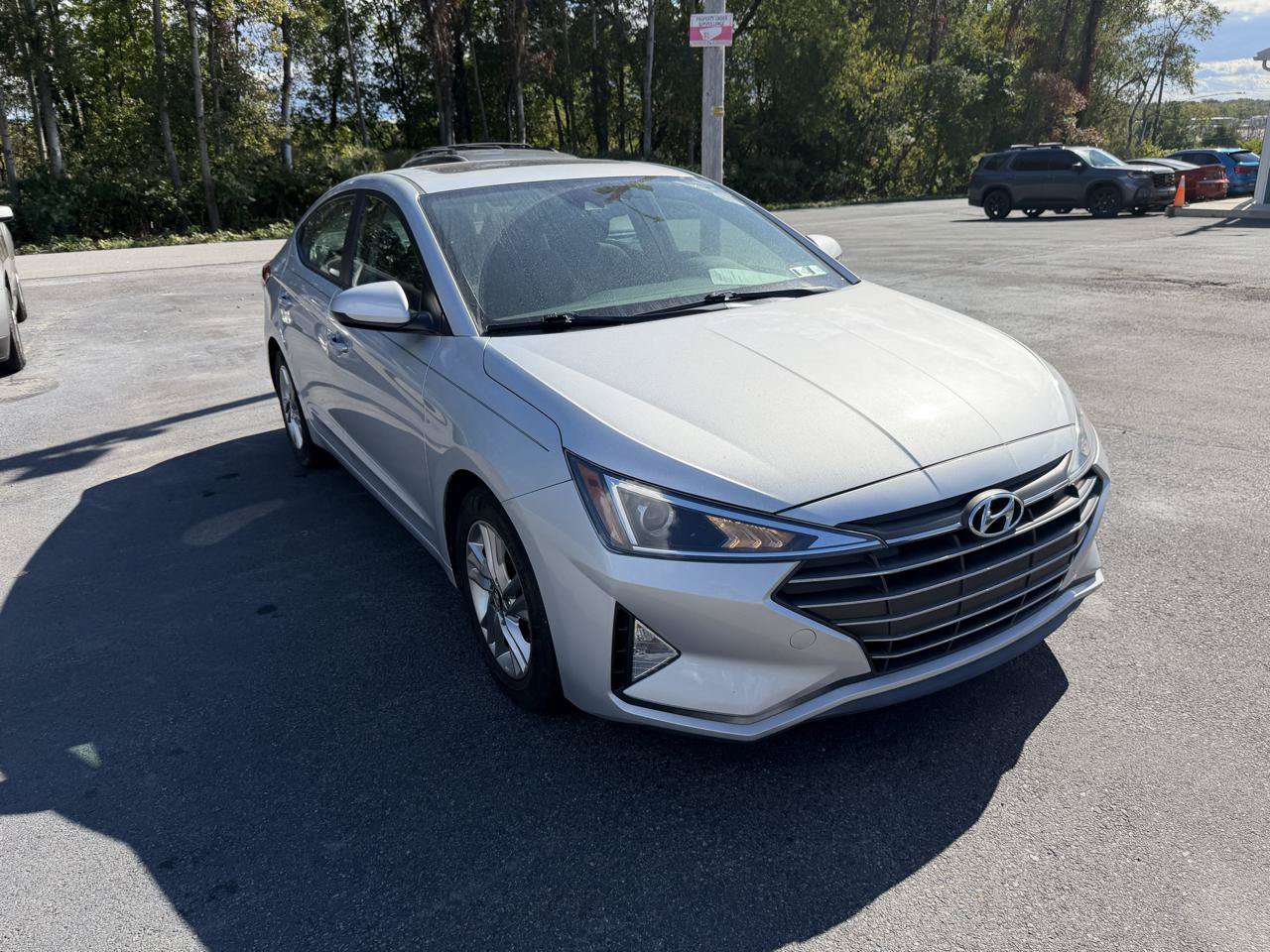 Used 2019 Hyundai Elantra Value Edition w/ Cargo Package FWD image 3