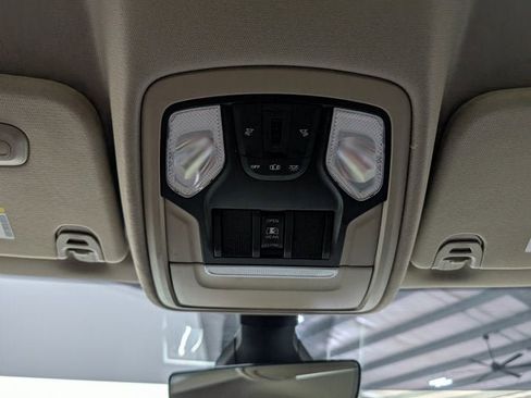 Used 2020 RAM 1500 Big Horn AWD/4WD image 24