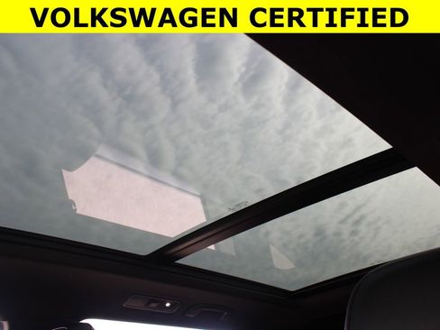 Certified 2021 Volkswagen Tiguan SE R-Line AWD/4WD image 19