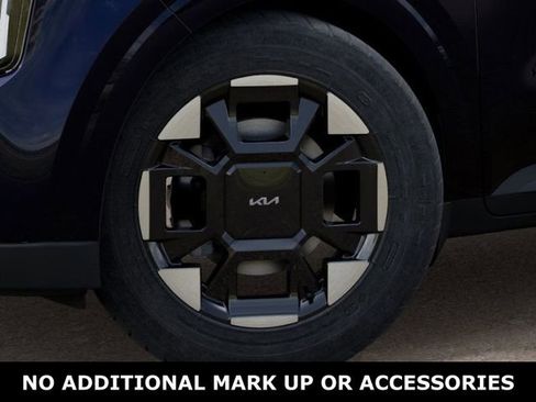 New 2026 Kia Carnival EX image 9