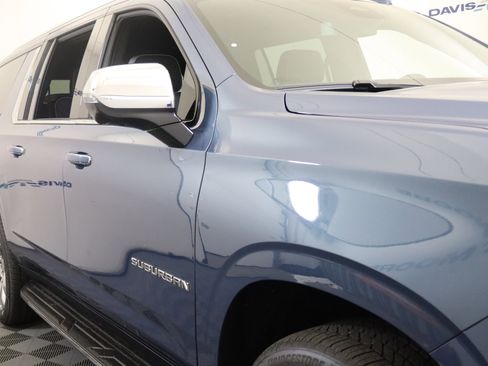 New 2025 Chevrolet Suburban Premier image 3