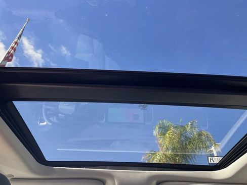 New 2025 Ford Expedition Active image 26