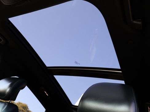 Used 2019 Lincoln Nautilus Reserve image 26