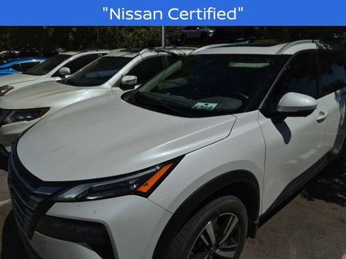 Certified 2024 Nissan Rogue SL w/ SL Premium Package AWD/4WD image 2