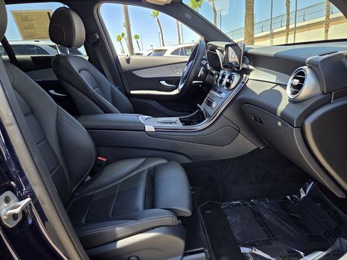 Certified 2022 Mercedes-Benz GLC 300 image 19