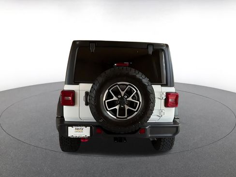 Used 2025 Jeep Wrangler Unlimited Rubicon AWD/4WD image 10