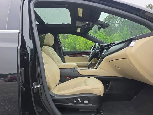 Used 2019 Cadillac XT5 Luxury FWD image 49