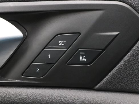 Used 2022 BMW X5 M50i w/ Executive Package image 14