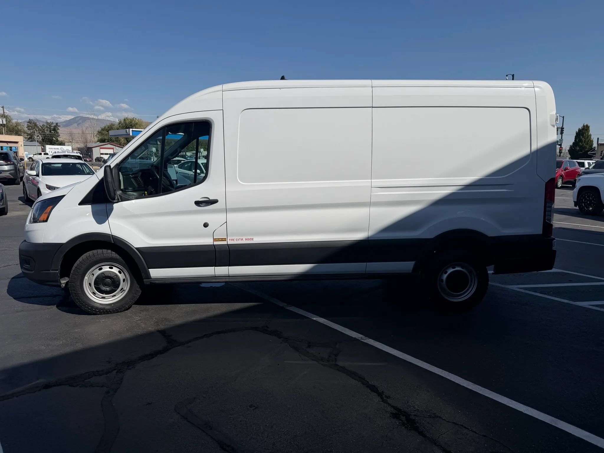 Used 2021 Ford Transit 250 Medium Roof RWD image 5