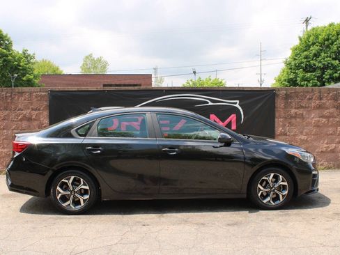 Used 2020 Kia Forte LXS image 5