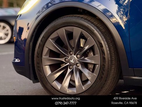 Used 2018 Tesla Model X 100D image 22