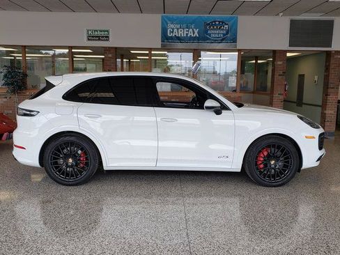 Used 2023 Porsche Cayenne GTS AWD/4WD image 6