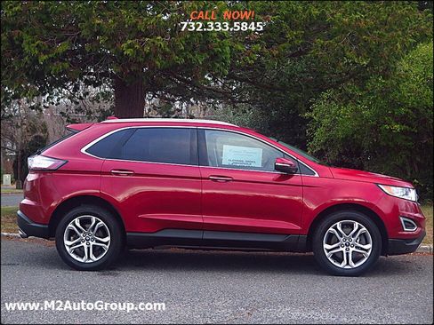 Used 2018 Ford Edge Titanium w/ Technology Package image 5